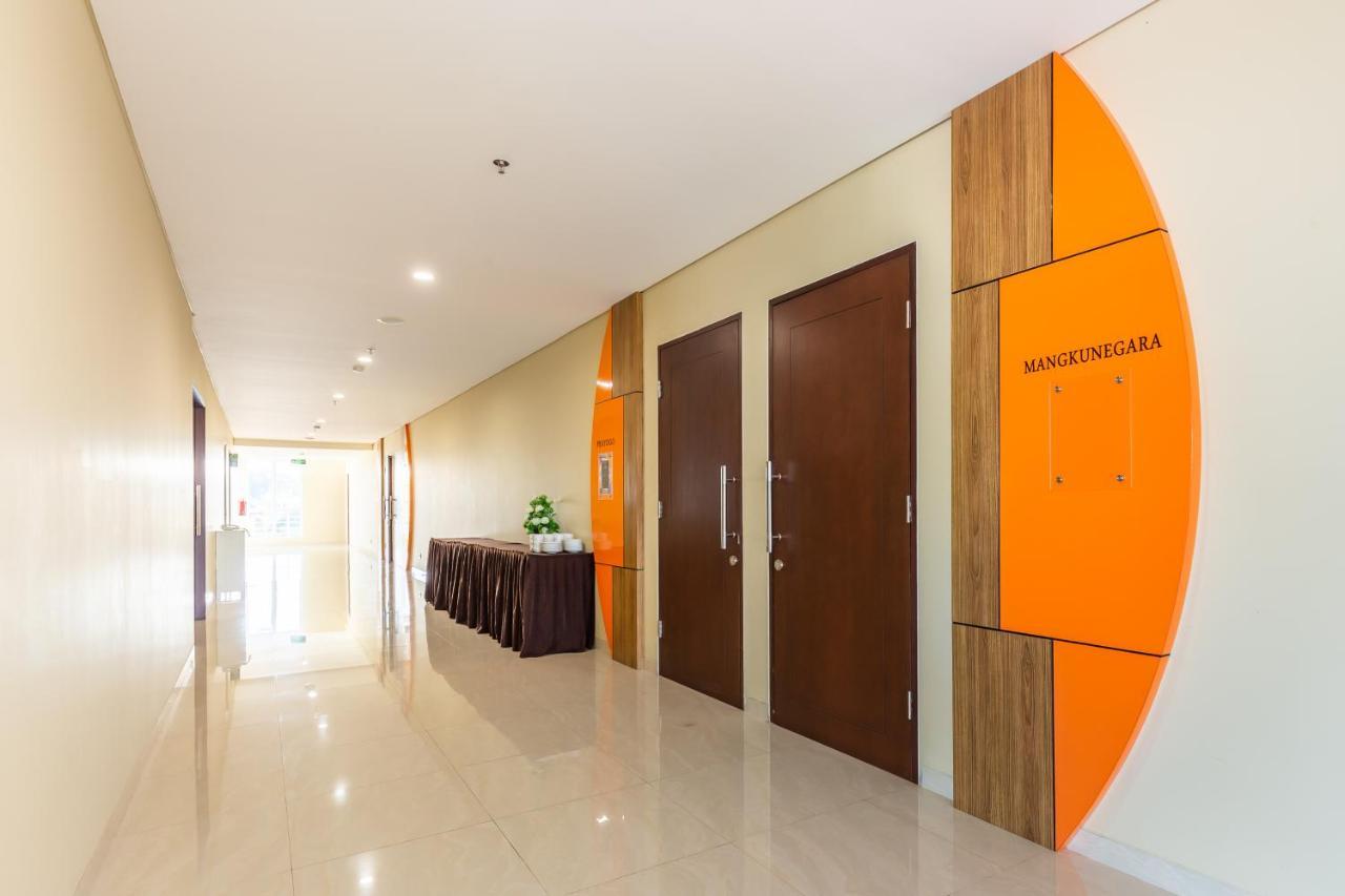 Great Diponegoro Hotel Surabaya Exterior photo