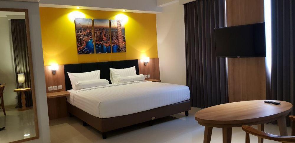 Great Diponegoro Hotel Surabaya Exterior photo