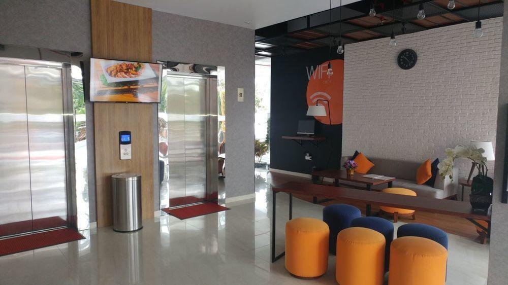 Great Diponegoro Hotel Surabaya Exterior photo